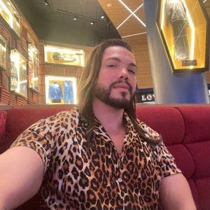 Meet your Posher, Felipe